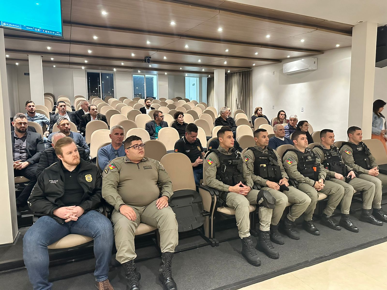 02/10/2023 - HOMENAGEM AOS SERVIDORES DA BRIGADA MILITAR, POLÍCIA CIVIL E FORÇA TÁTICA