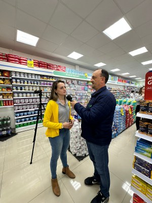 09/10/2023 - VEREADORES PRESTIGIAM INAUGURAÇÃO DA FARMÁCIA SÃO JOÃO