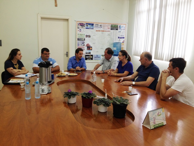 Deputado Sérgio Turra visita Câmara Municipal